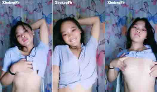 Bokep Lyn Mahasiswi 18Yo Buka Baju Tocil Jembut Lebat
