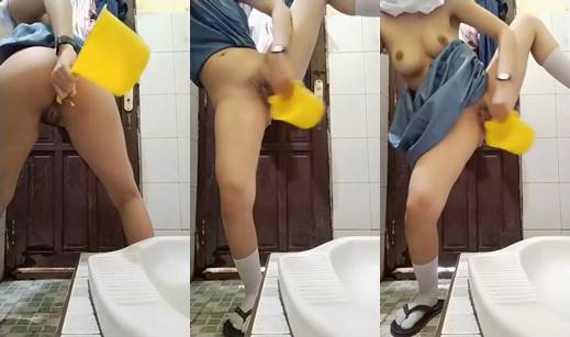 Bokep Jilbab Sma Di Wc Sekolah Colmek Pake Gayung
