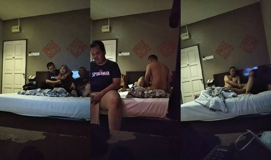 Bokep ngentot memek besar jilbab stw gangbang